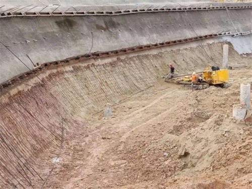 隆林基坑边坡加固